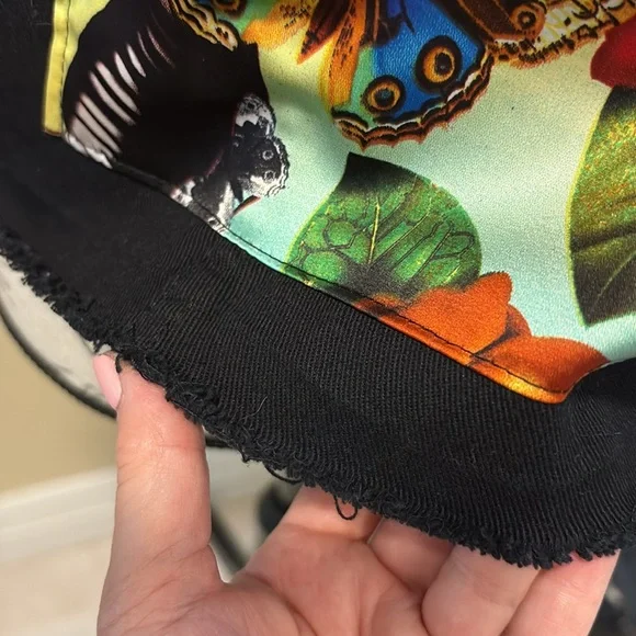 🦋Htrailz Classic soft denim with satin butterfly & floral back boutique jacket - Picture 8 of 13